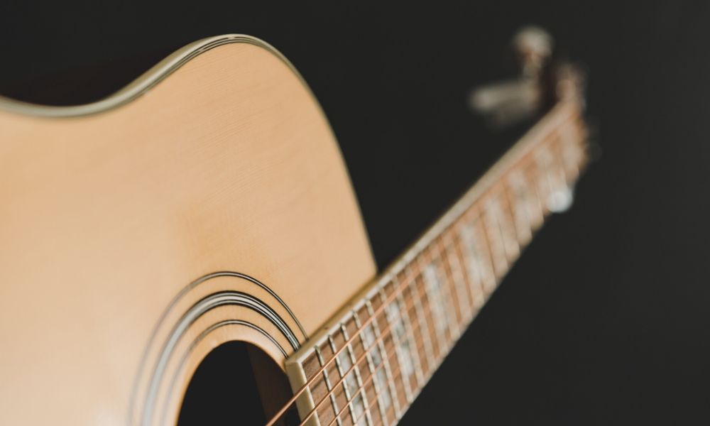 How Acoustic Guitars are Made